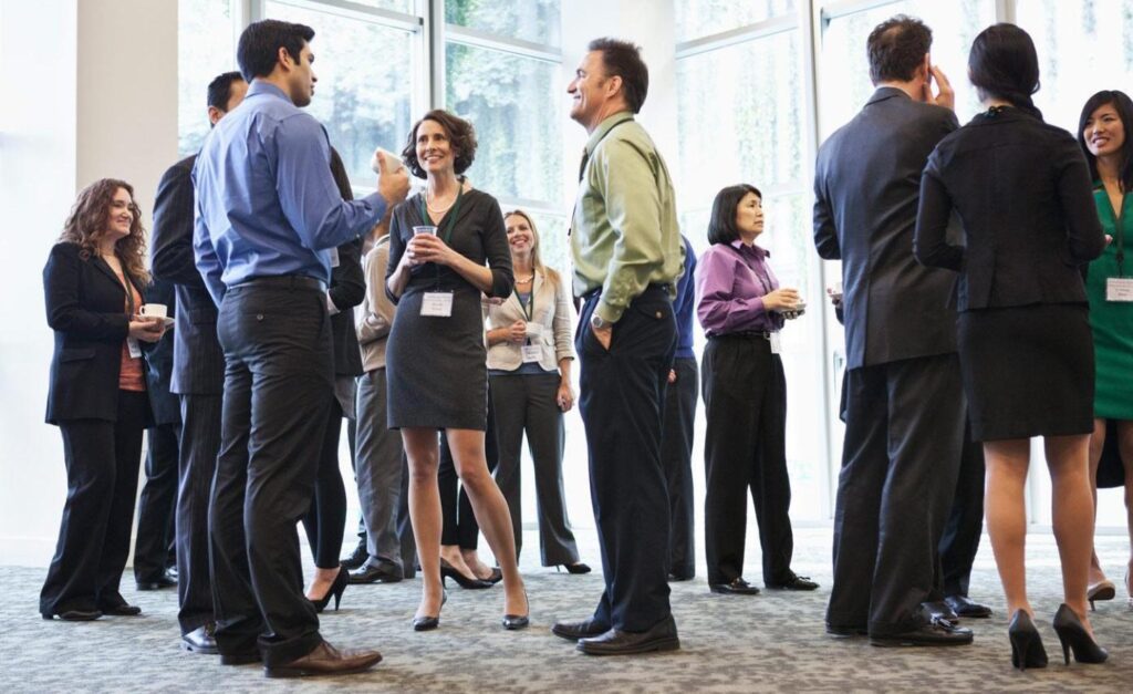 Команда обсуждает приоритеты